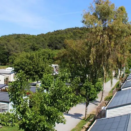 A Avec Terrasse - Api-1-52-273 Kemp